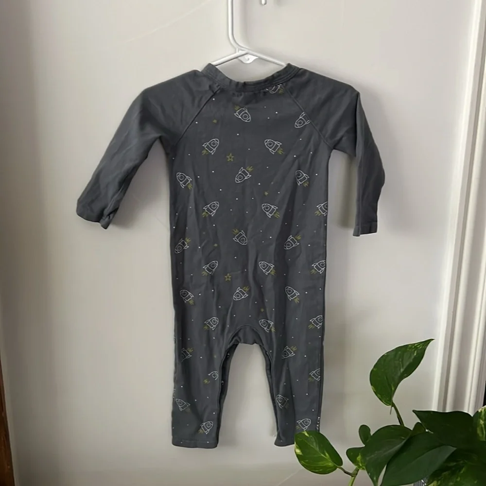 tiny giants •cotton snap